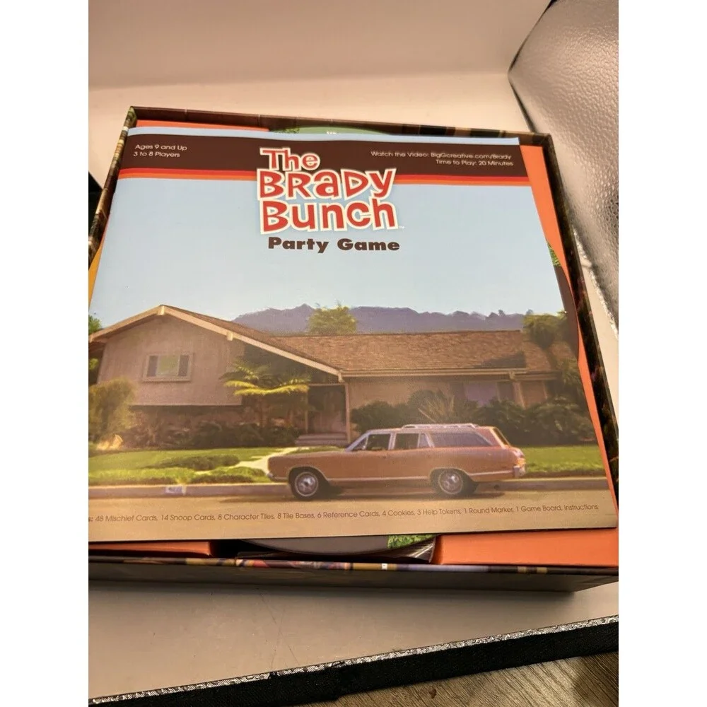 The Brady Bunch Party Game Hologram Box Top- Never Used- Box in great condition!